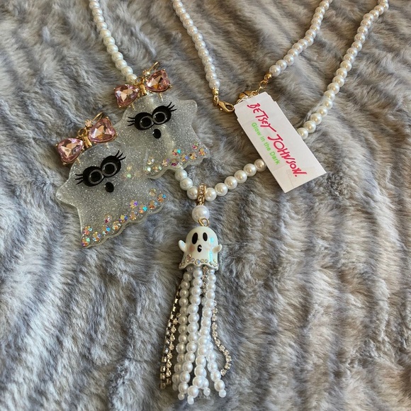 Betsey Johnson Jewelry - HOST PICK 🥳🥳NWT BETSEY GHOSTIES SET